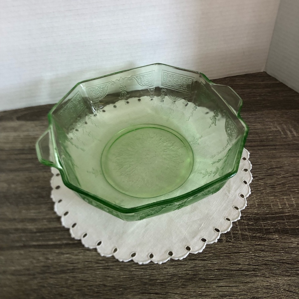 Vtg Uranium Glass Serving Bowl